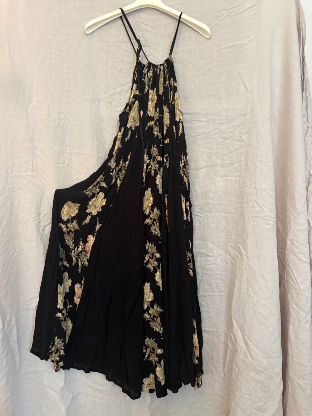 Vintage Floral Halterneck Tie Dress